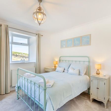 Villa Tregarrek Coverack Exterior foto