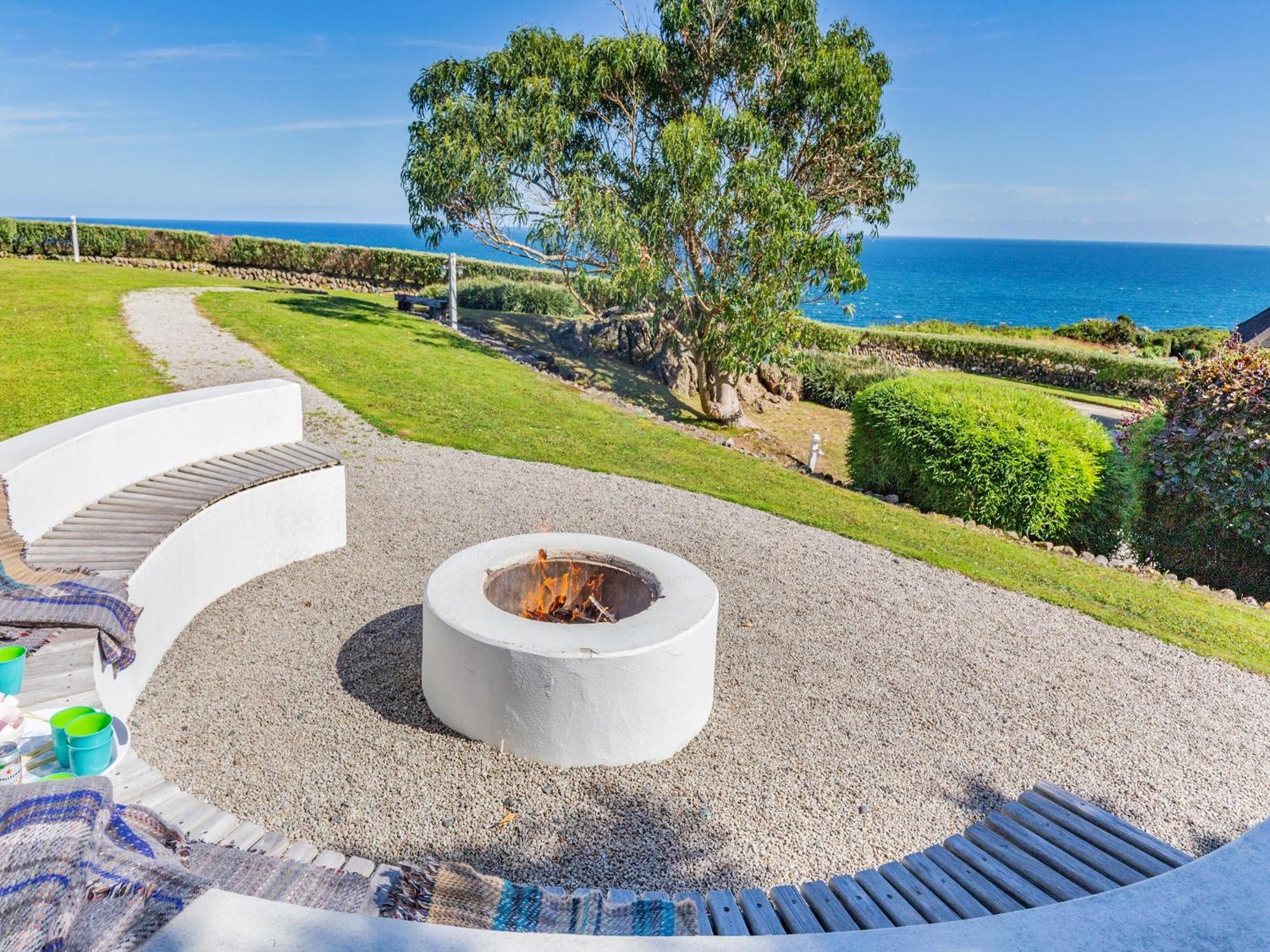 Villa Tregarrek Coverack Exterior foto